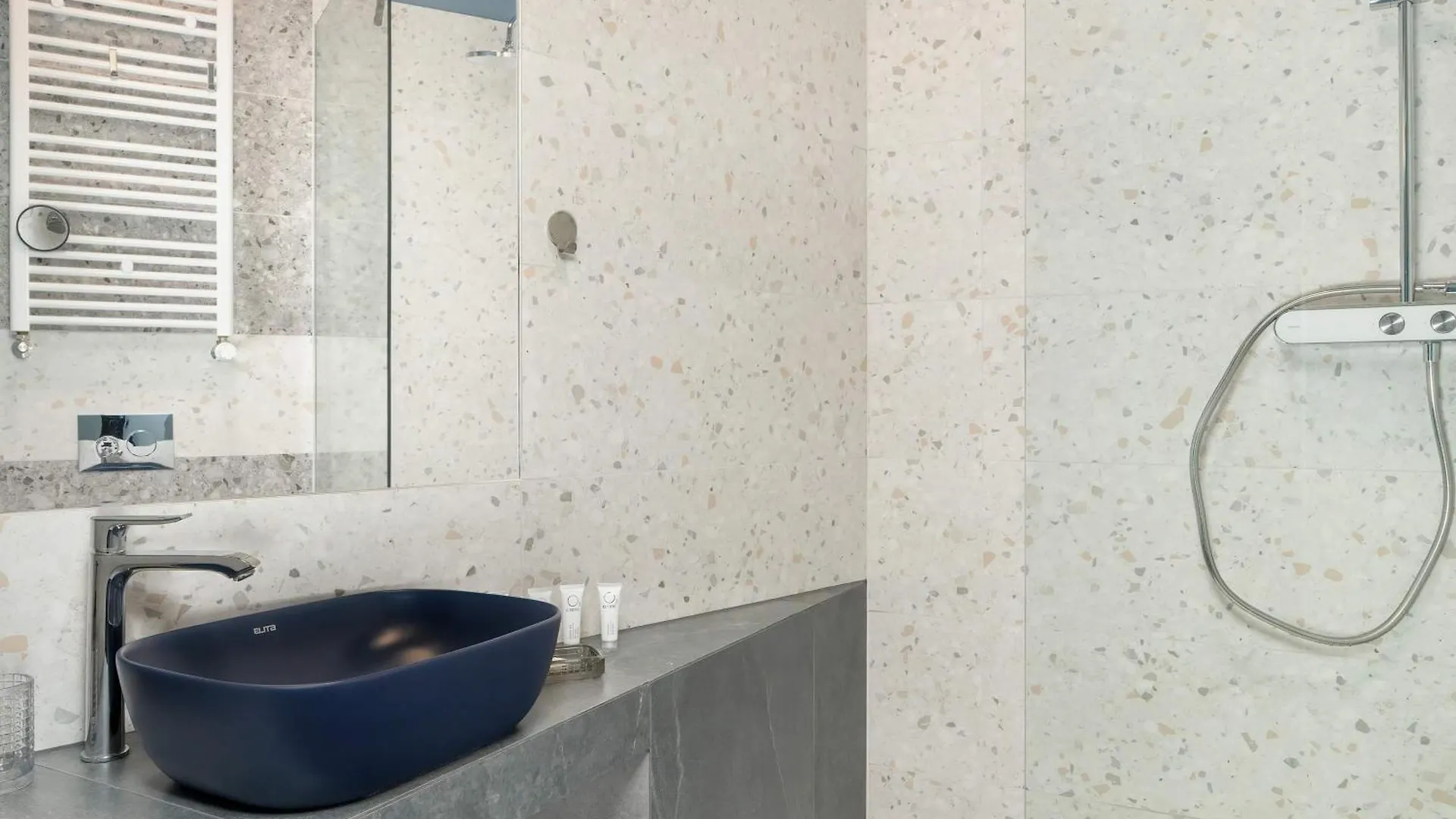 Artsy Studio Close To Poznan Market Square By Noclegi Renters Apartmán
