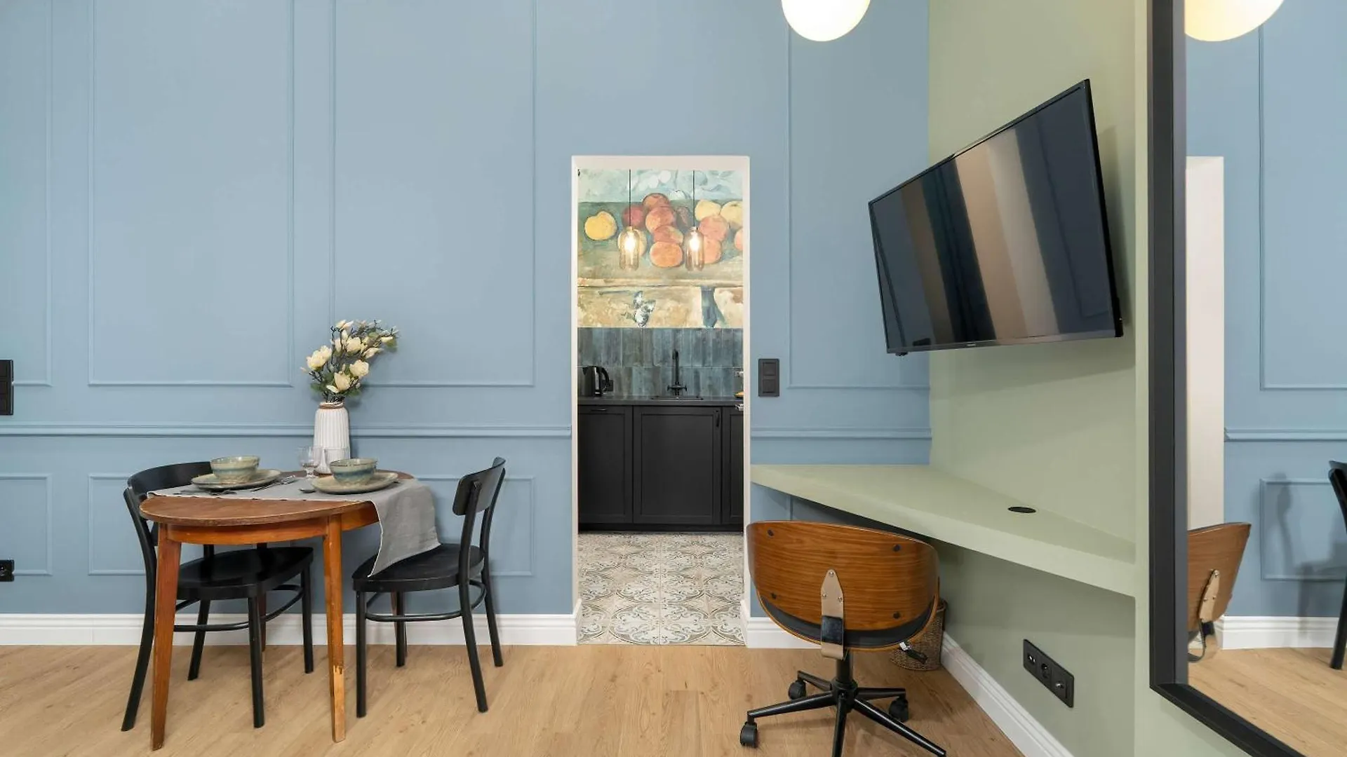 Artsy Studio Close To Poznan Market Square By Noclegi Renters